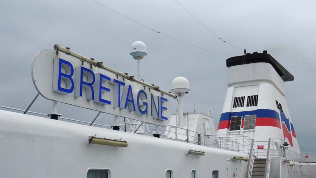 Photographie du pont promenade supérieur de Bretagne.