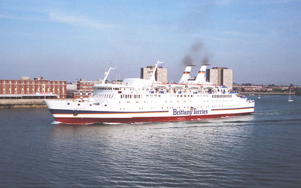 Ferry Armorique de Brittany Ferries au départ de Portsmouth pour Saint-Malo.