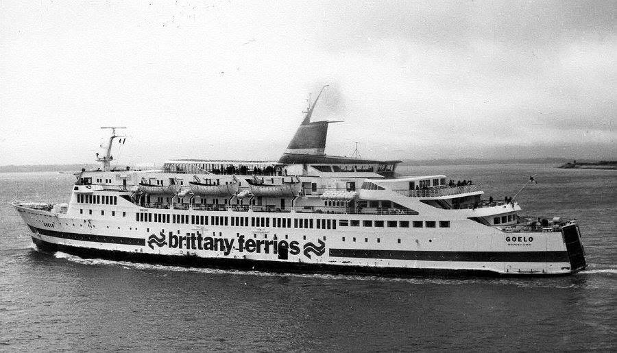 Ferry Goëlo de Brittany Ferries après son départ de Portsmouth en direction de Saint-Malo.