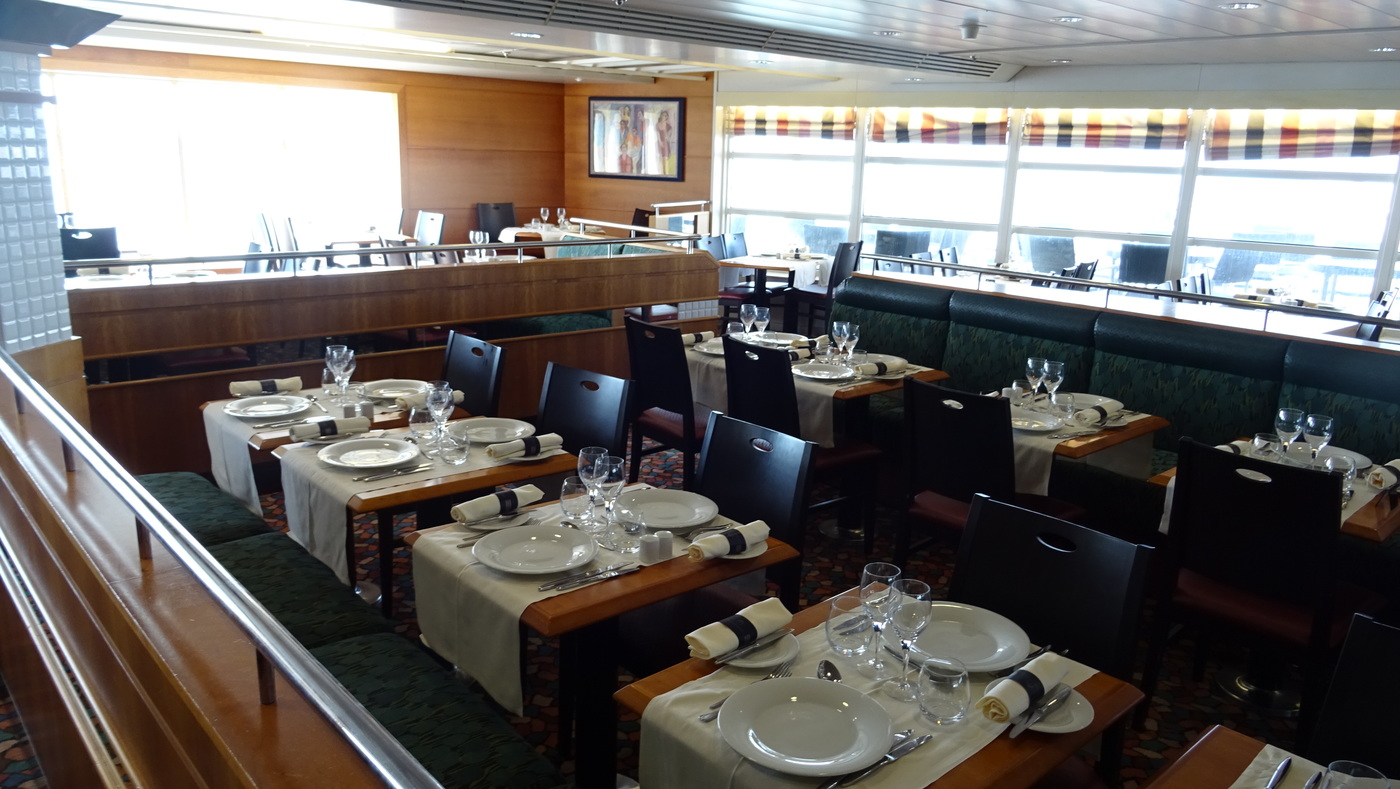 Restaurant Le Deauville à bord du ferry Normandie de Brittany Ferries