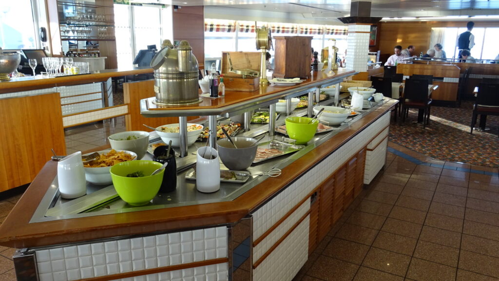 Restaurant Le Deauville à bord du ferry Normandie de Brittany Ferries