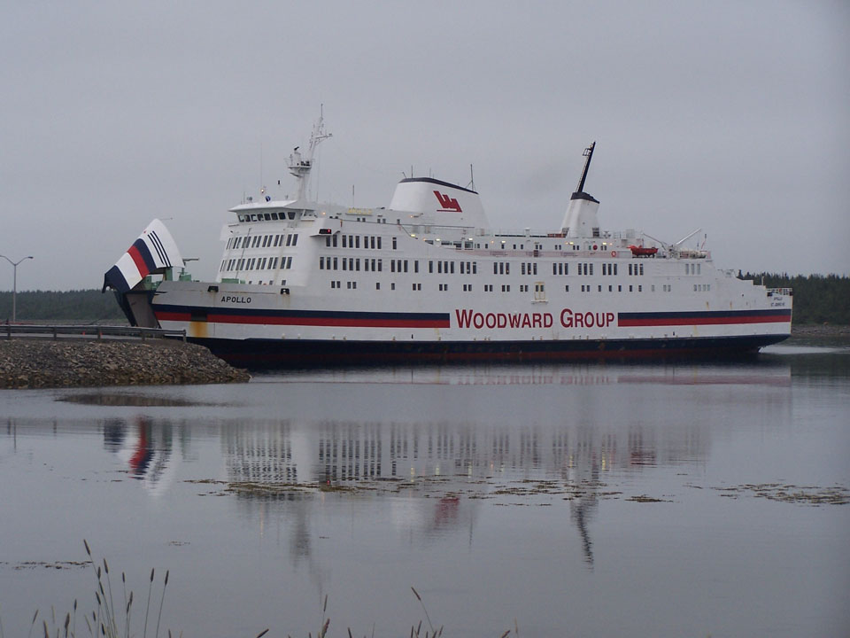 Le ferry Apollo de Woodward Group, après son transfert au Canada