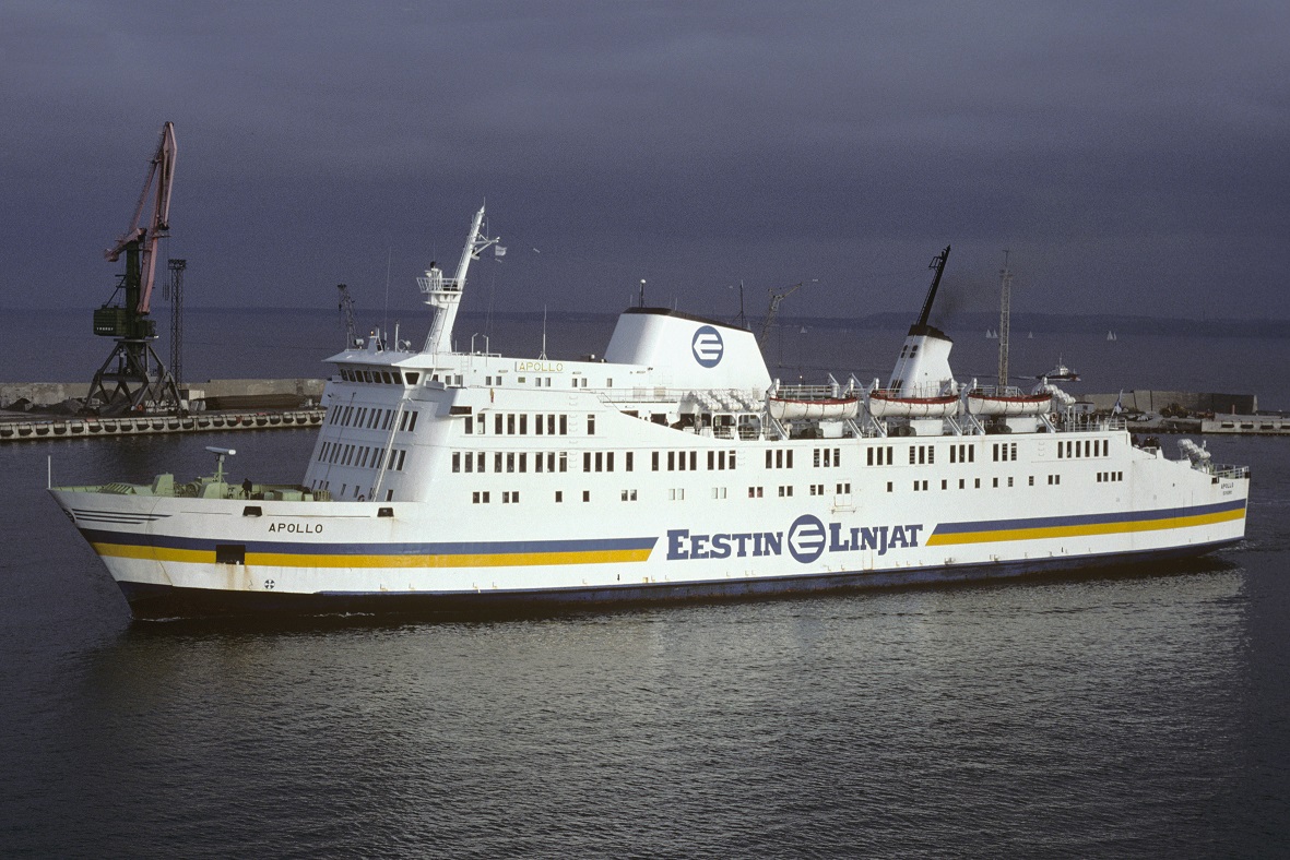 Le ferry Apollo est photographié alors qu'il appareille de Tallinn.