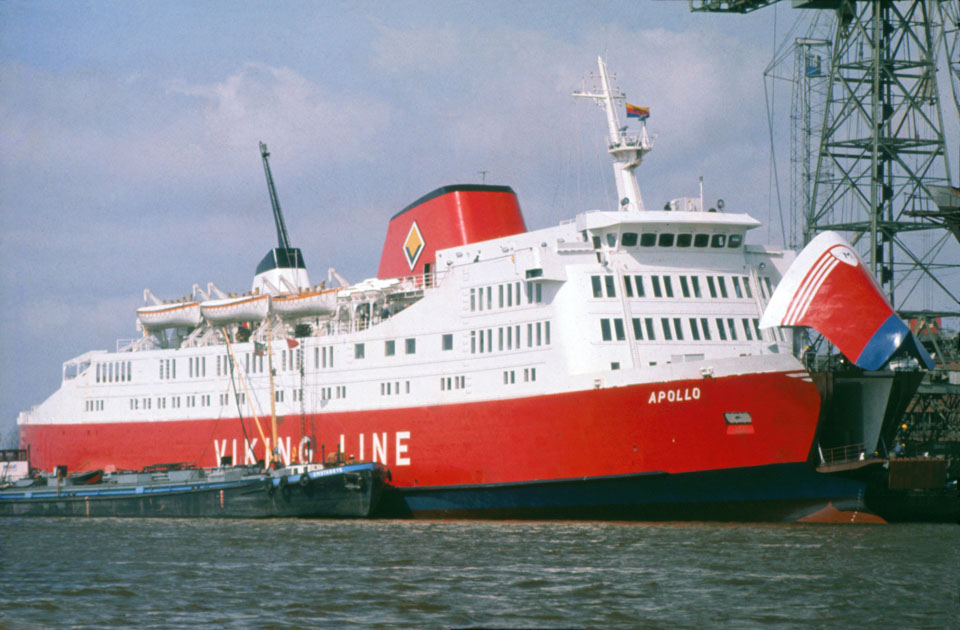 Le ferry Apollo de Viking Line est photographié peu après sa mise en service.