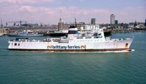 Lire la suite à propos de l’article M/V Breizh Izel (1980-1989) | Brittany Ferries
