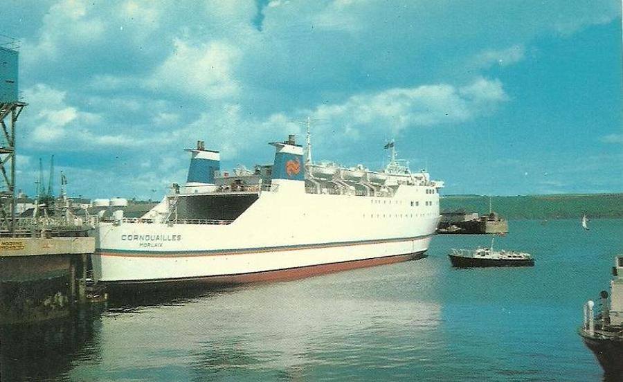 Le ferry Cornouailles de Brittany Ferries est amarré dans le port de Plymouth