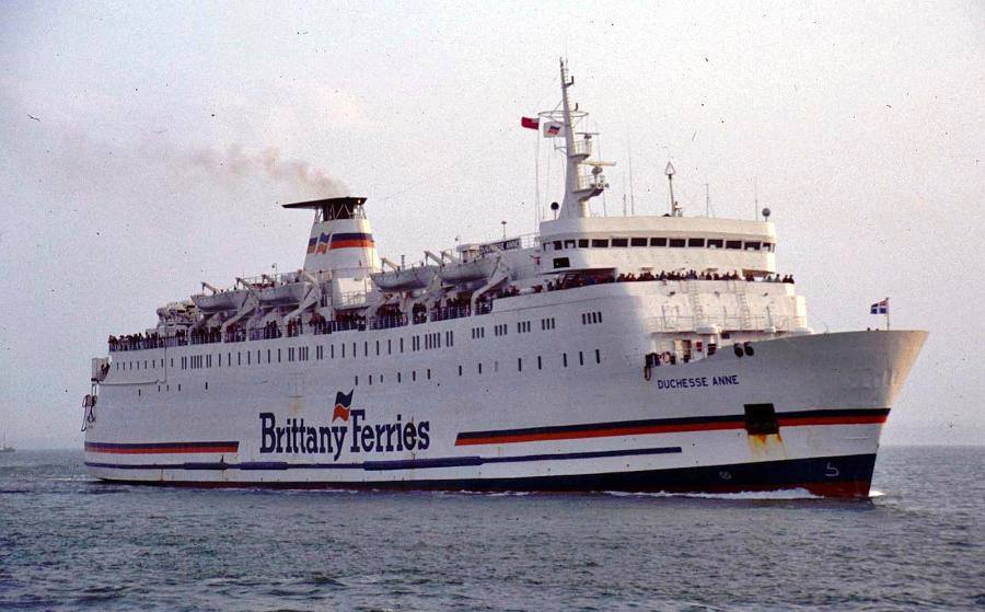 Ferry Duchesse Anne de Brittany Ferries