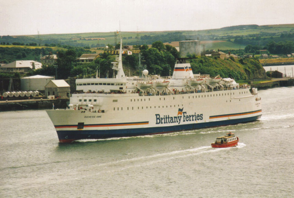 Arrivée du ferry Duchesse Anne de Brittany Ferries dans le port de Cork