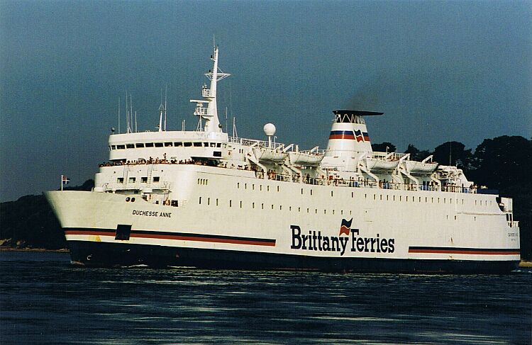 Ferry Duchesse Anne de Brittany Ferries