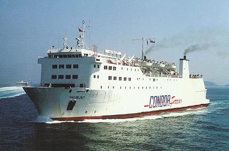Le ferry Havelet de Condor Ferries arrive dans le port de Weymouth