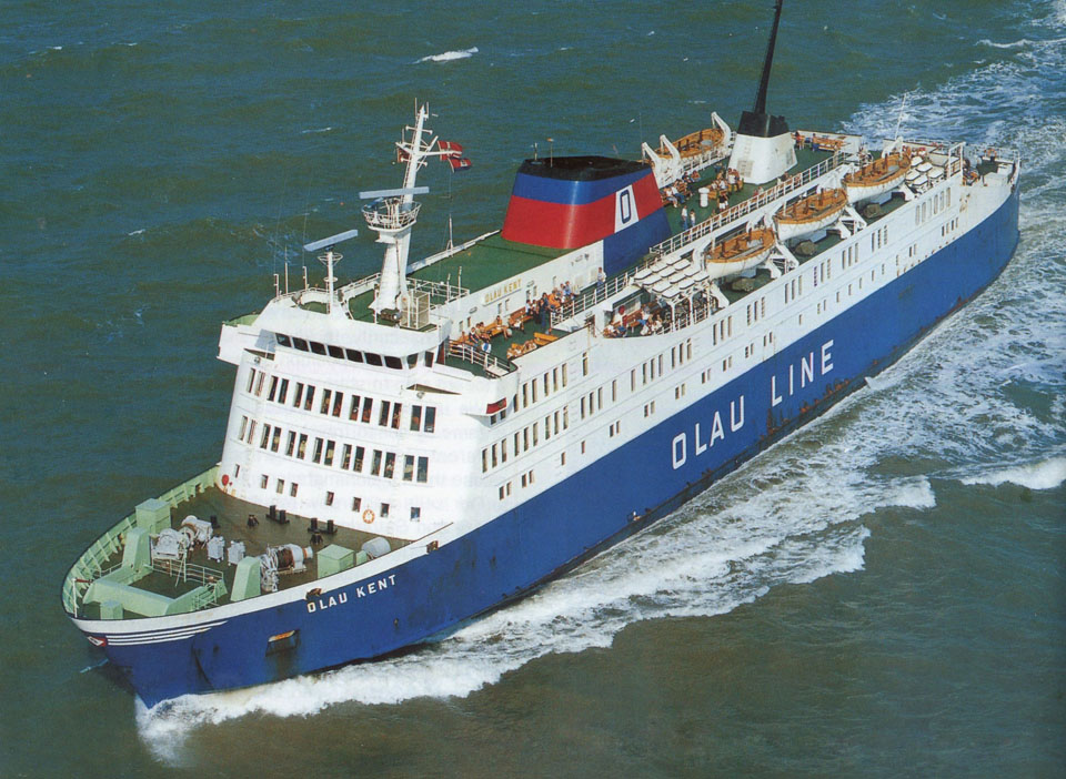Le ferry Olau Kent d'Olau Line est photographié en pleine mer.