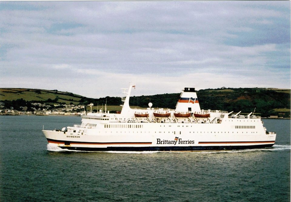 Le ferry Quiberon de Brittany Ferries est photographié à son arrivée dans le port de Cork.