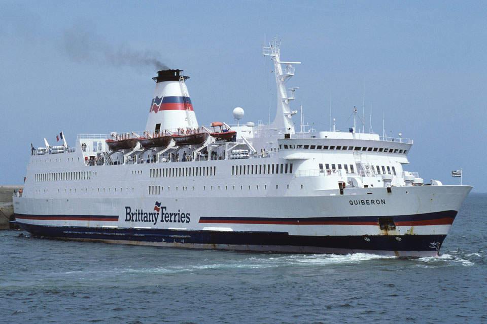 Le ferry Quiberon de Brittany Ferries à l'occasion de l'une de ses dernières arrivées dans le port de Roscoff.