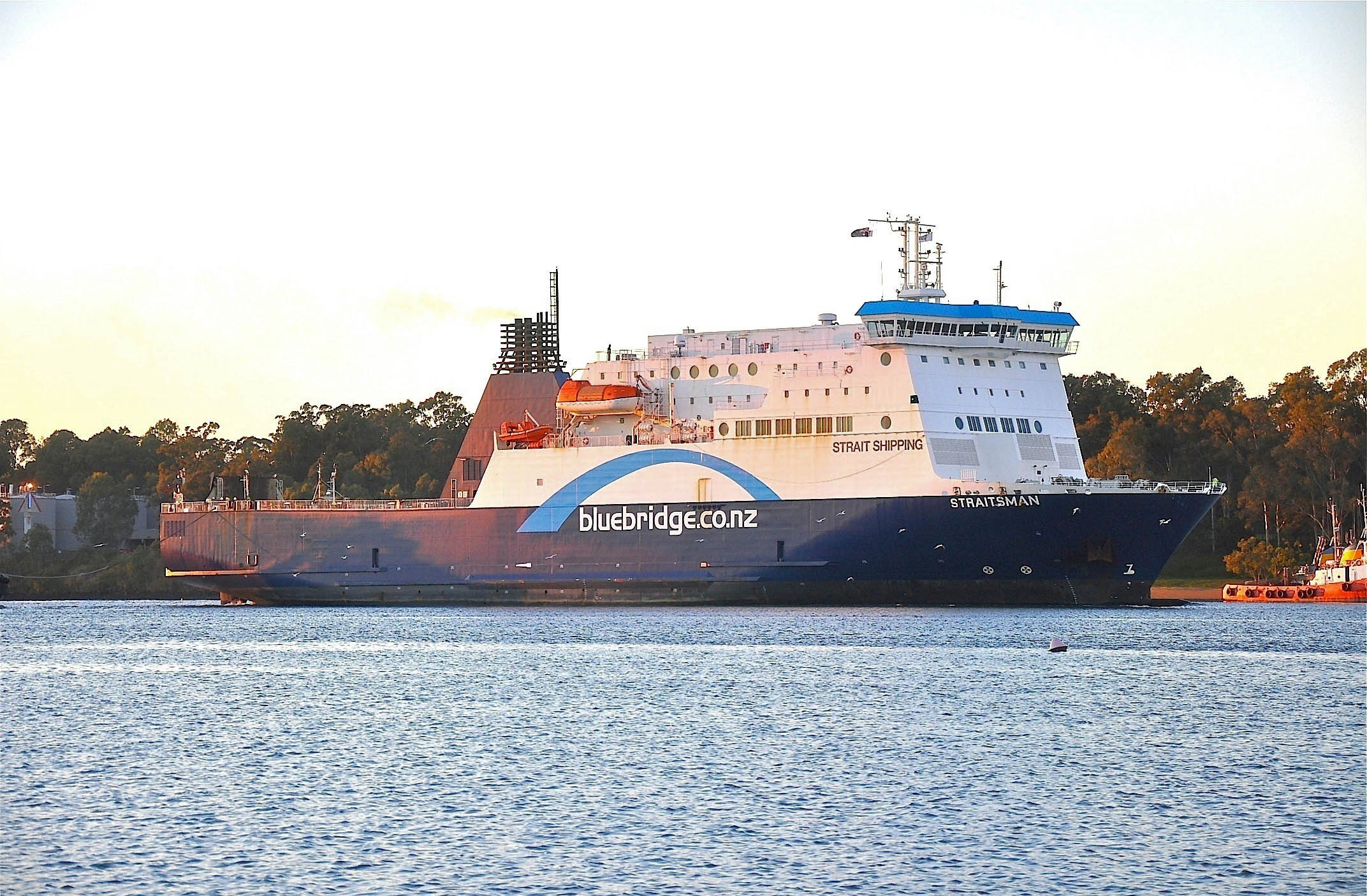 Le car-ferry Straitsman est photographié à Brisbane.