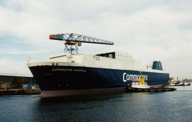 Le ferry Commodore Goodwill est photographié juste après son lancement.