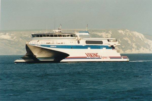Le ferry Condor 10 est photographié lors de son affrètement à Viking Line.